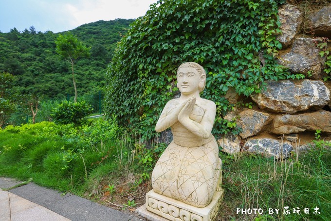 巴厘岛式私密温泉度假,听山野清风