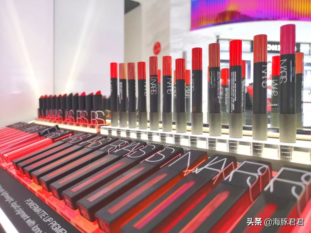 浦东机场日上免税店国内出发,卫星厅有免税店吗