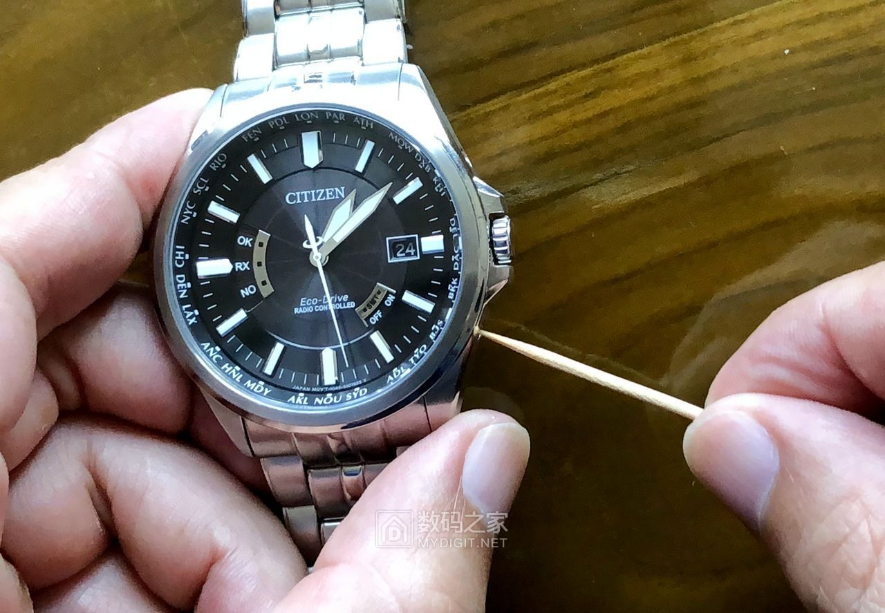 卡西欧和西铁城光能手表哪个好,光动能手表卡西欧好还是西铁城好