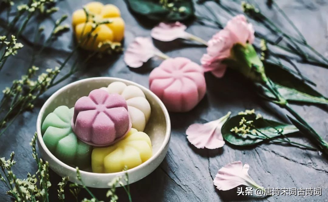 简短走心的美食诗句,不负美食的经典语录短句