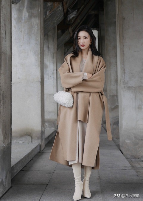 棕色大衣秋冬高级感,休闲黄棕色大衣怎么穿出高级感