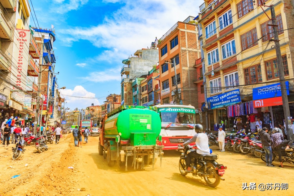 尼泊尔首都最穷的寺庙,尼泊尔贫民区的真实生活