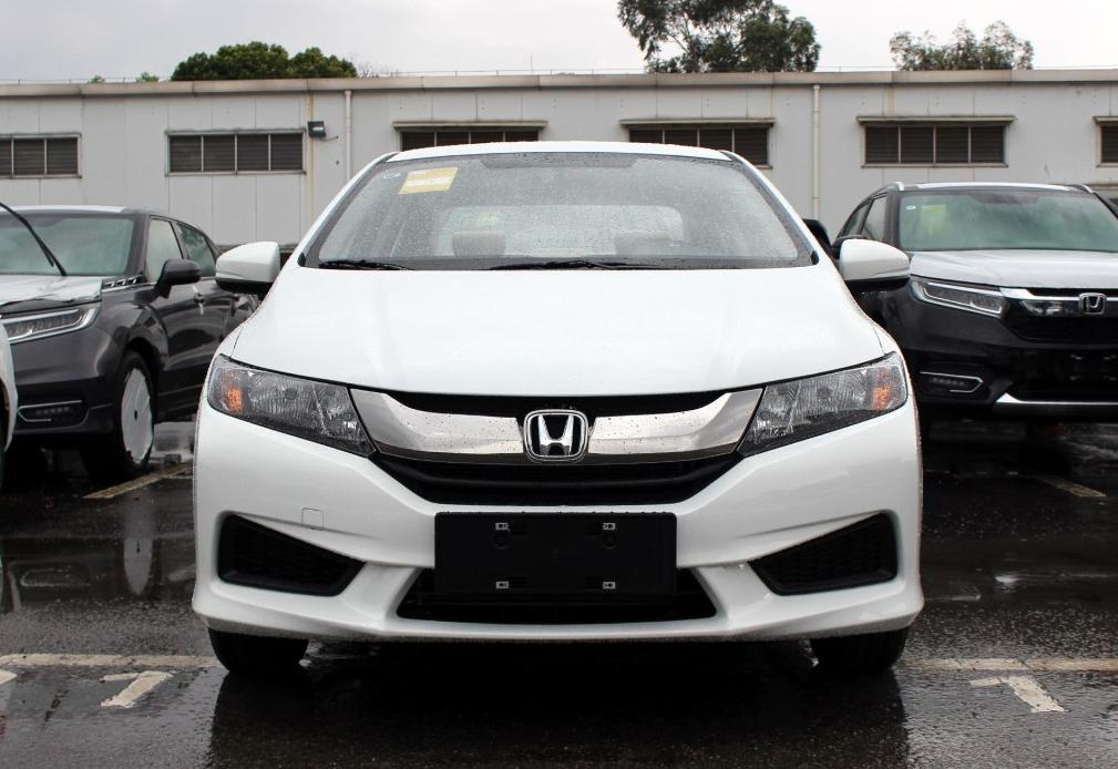 锋范和轩逸百公里加速对比,锋范pk桑塔纳测试