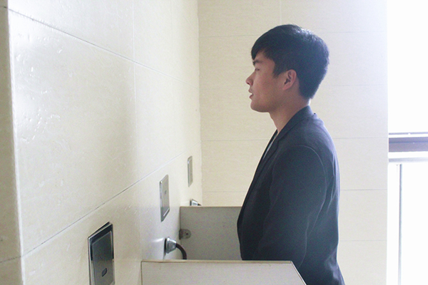 体内有结石多喝水能排出来吗,体内排出的结石