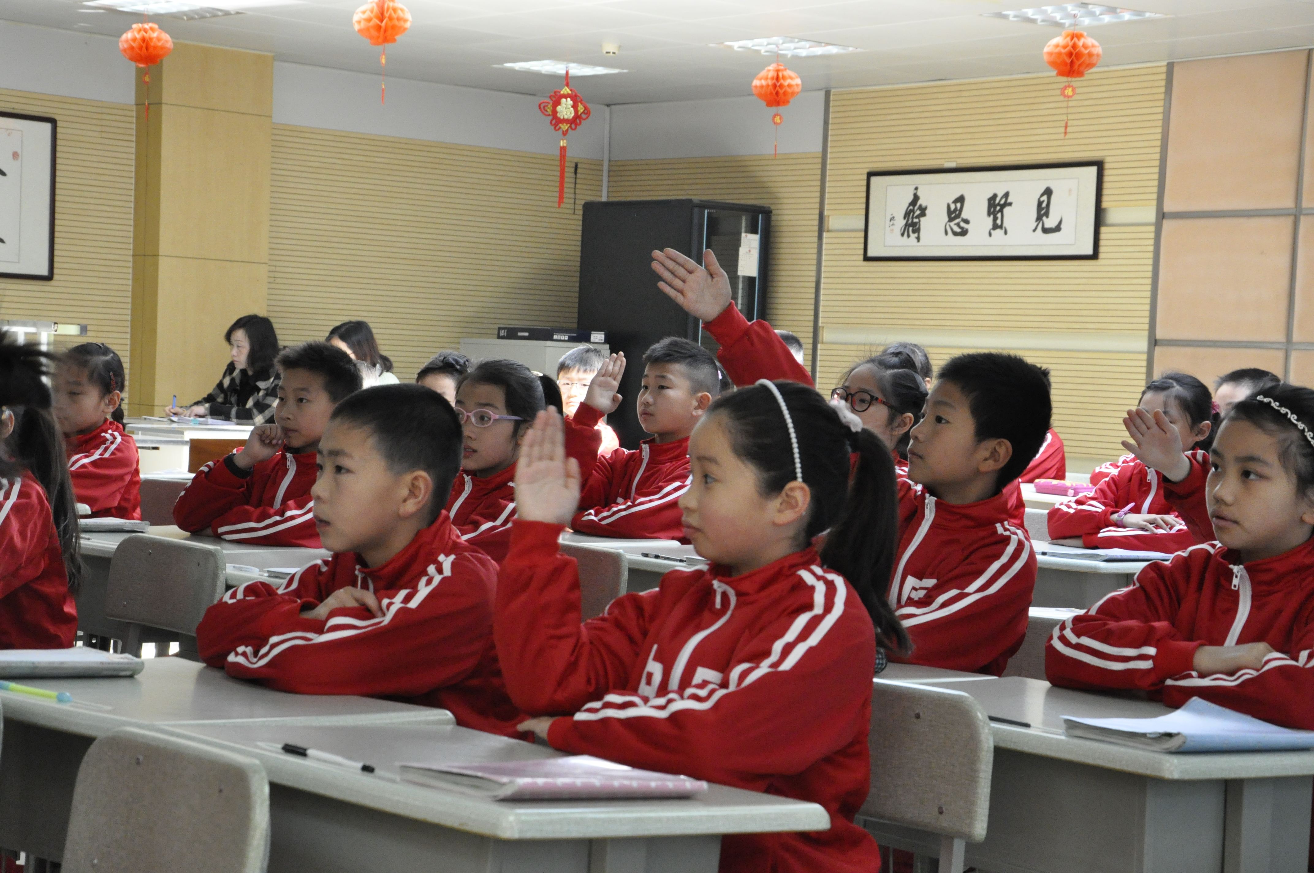 孩子上课不专心不怎么发言怎么办,孩子上课不发言怎么办