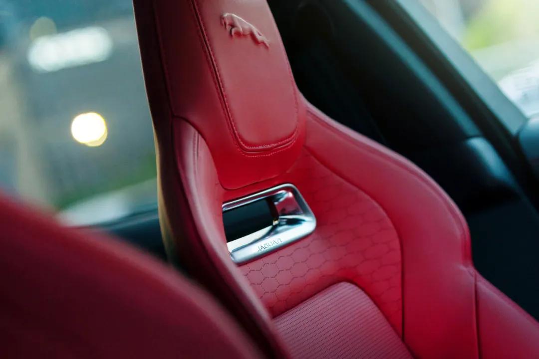 23款捷豹f-pace英伦绿,捷豹f-pace英伦红