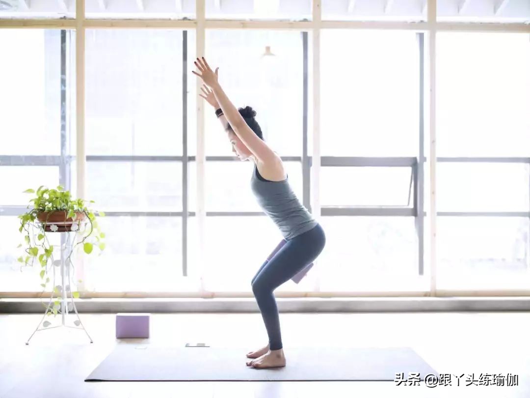 为什么有些人胯很宽,怎样练胯可以让胯变得更软