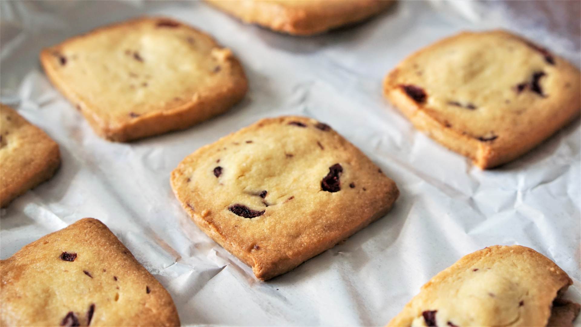 烘焙烤箱该如何选择,烘焙小白要准备哪些食材