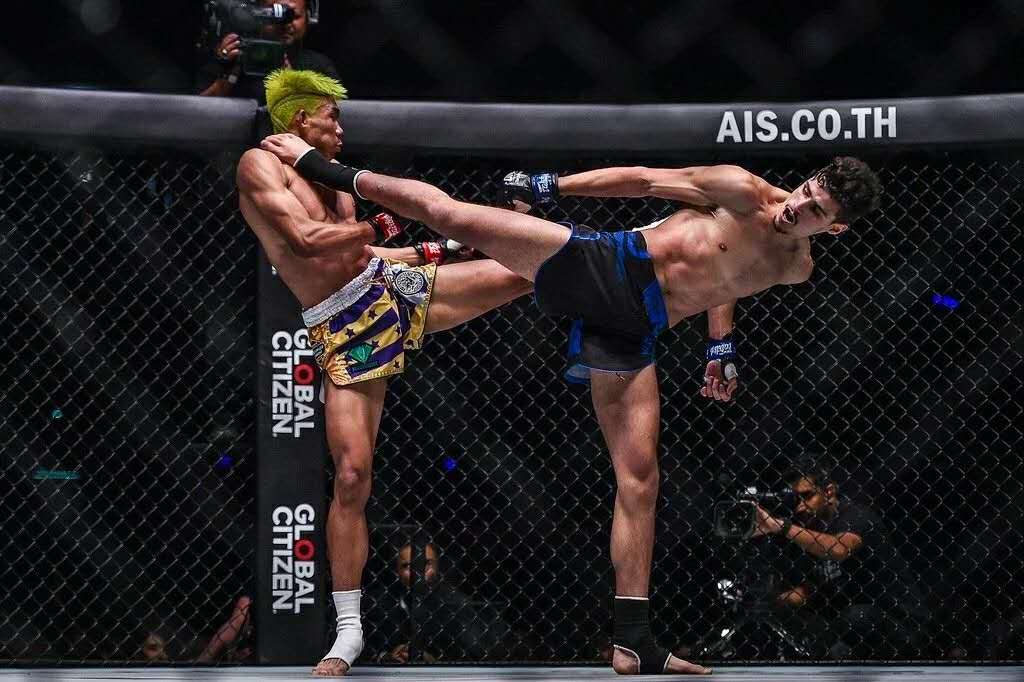 将杀马特带上国际擂台,如今他又要挑战下一任播求