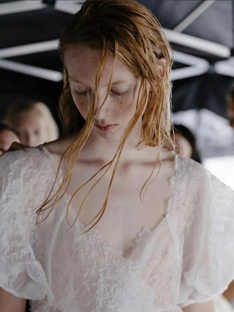 惊艳了全世界的中国风服装,究竟美在哪里?