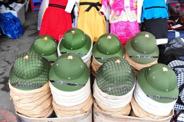 越南芒街打卡,越南芒街旅游视频