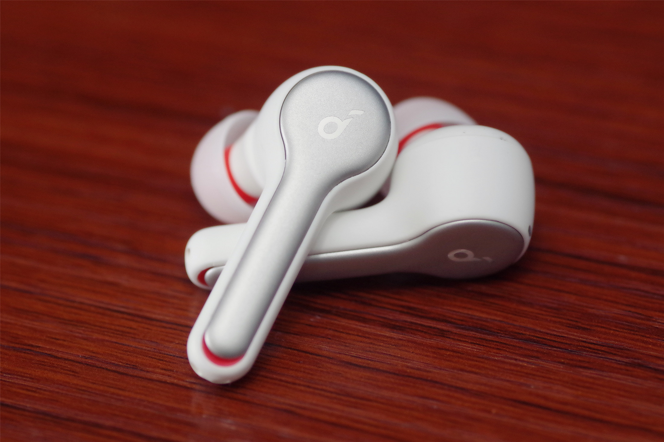 soundcorelibertyair2闊宠川,soundcorelibertyair2pro娴嬭瘎