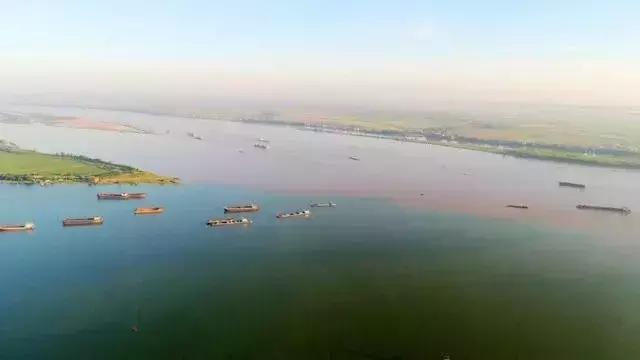 我叫湖口，这是我最新的简历