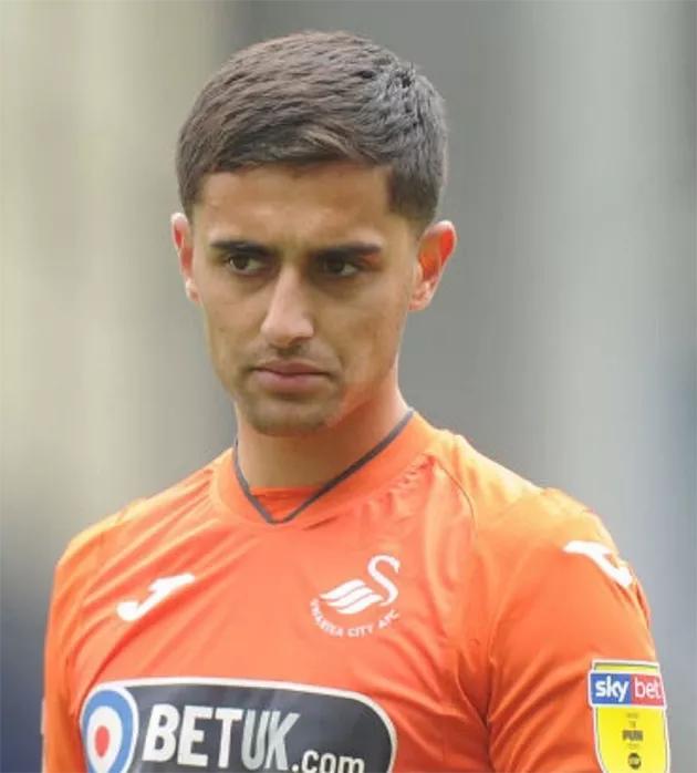 6人入选英超名人堂,五名英超年轻球员表现出色