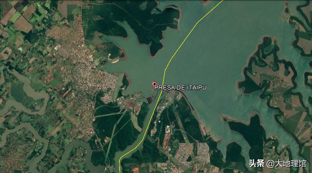 水力发电站三峡大坝,三峡大坝胡佛大坝参数对比