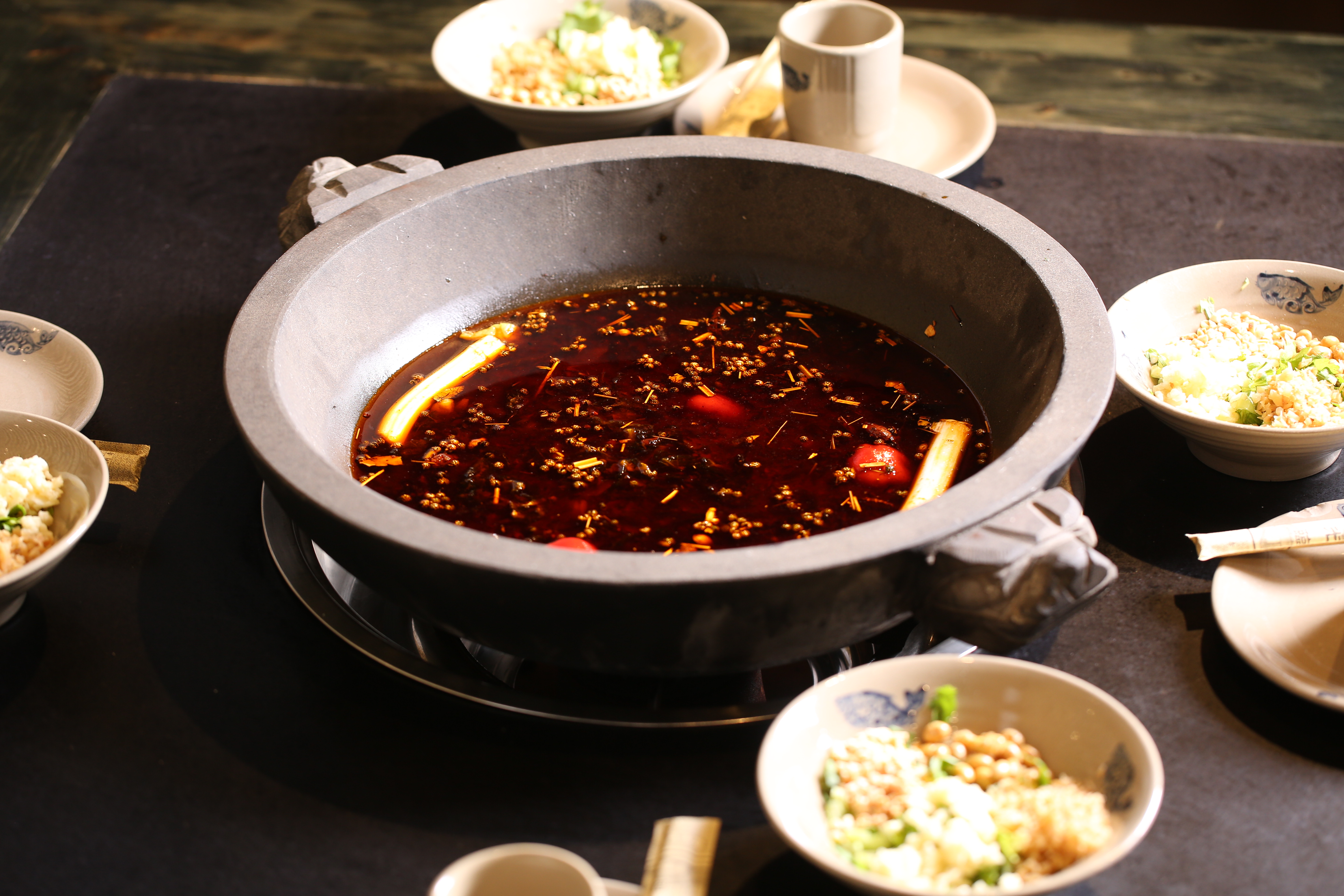 石锅苗苗鱼加盟条件是什么,石锅苗苗鱼加盟赚钱吗