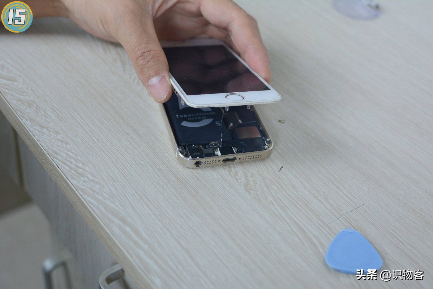 用了五年的iphone5s,用了五年的iphone6s换电池