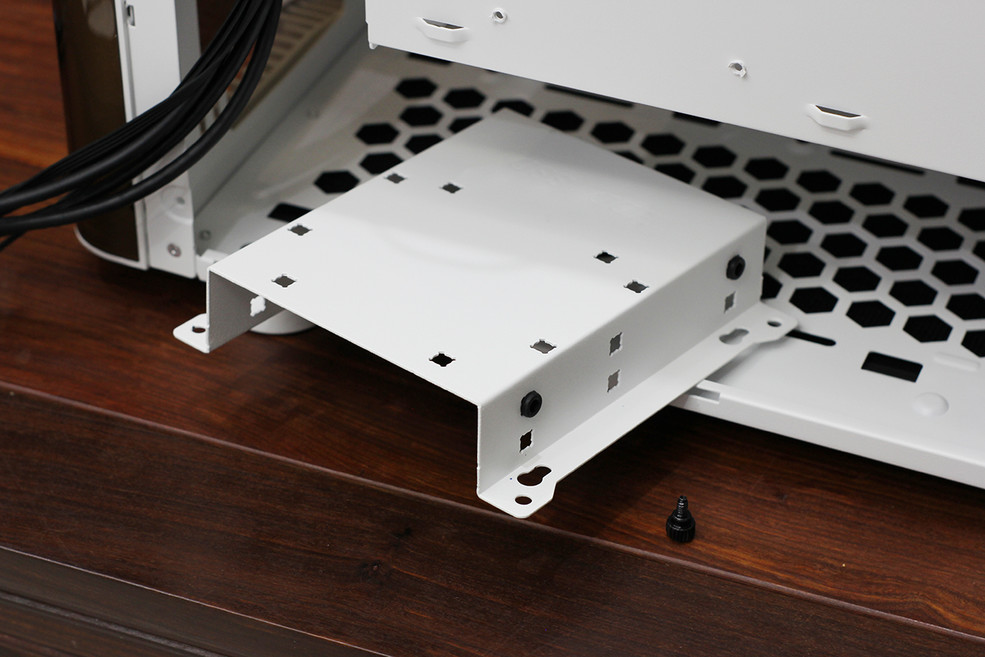 麻雀虽小，用“料”十足——Tt（Thermaltake）挑战者H3机箱体验