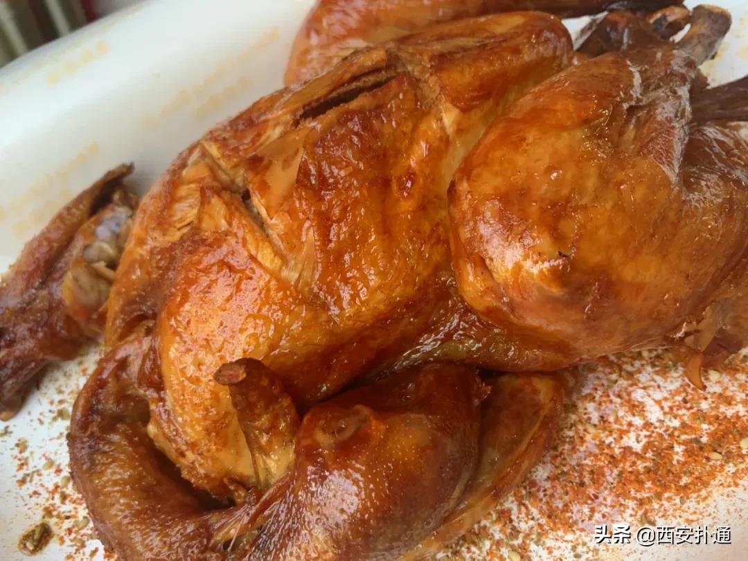 先卤后炸的火锅鸡,先卤后炸全鸡图片