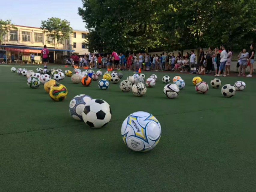 深圳公益足球培训,成都公益足球培训
