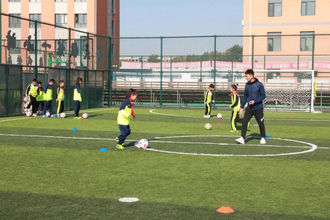 厉害了!全国著名足球人来朝阳了