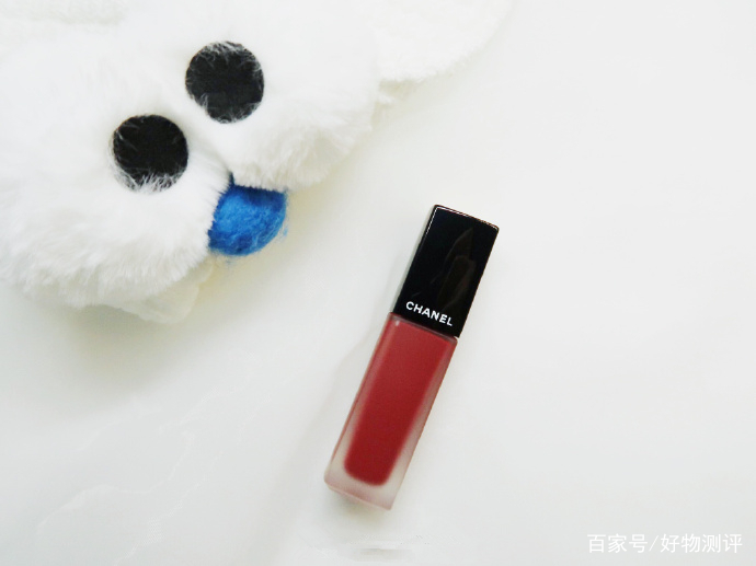 秋冬必备?让人不得不爱的气质姨妈色口红!