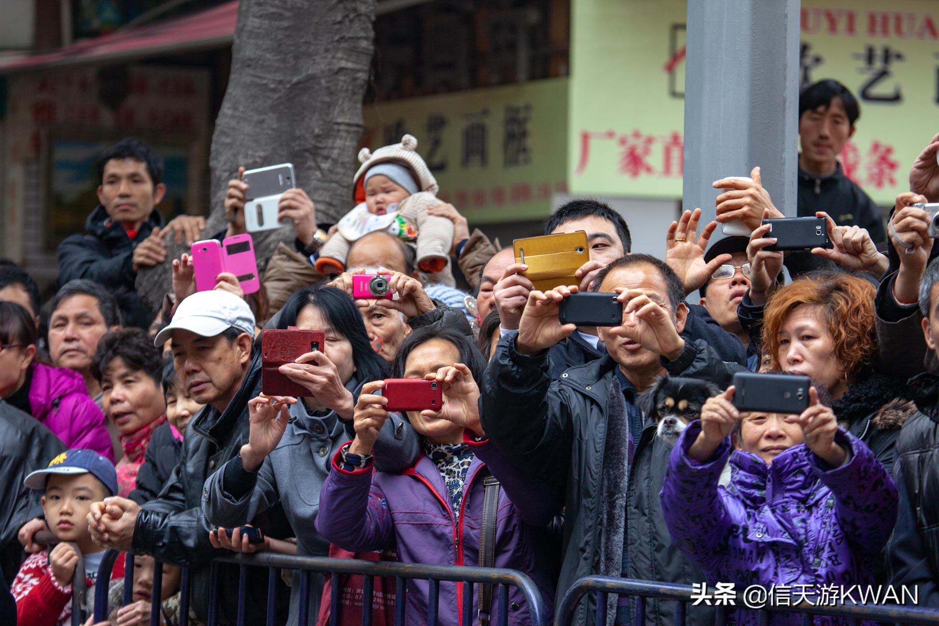 为什么现代人喜欢摄影行业,越来越喜欢上摄影