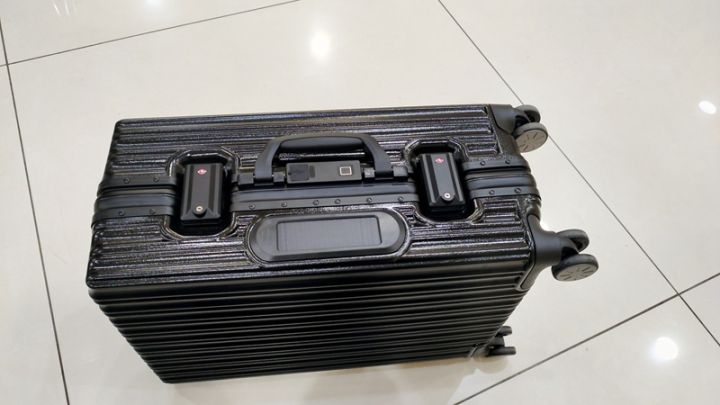小型轻便指纹锁行李箱,便捷功能行李箱