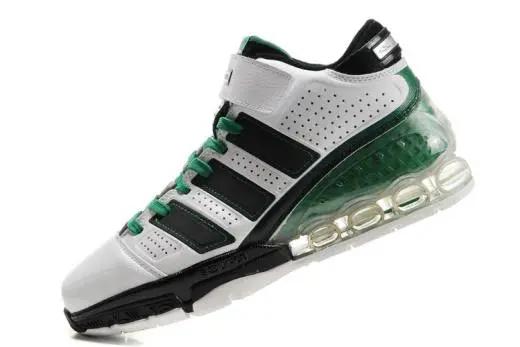 狼王加内特穿过的球鞋,球鞋加内特