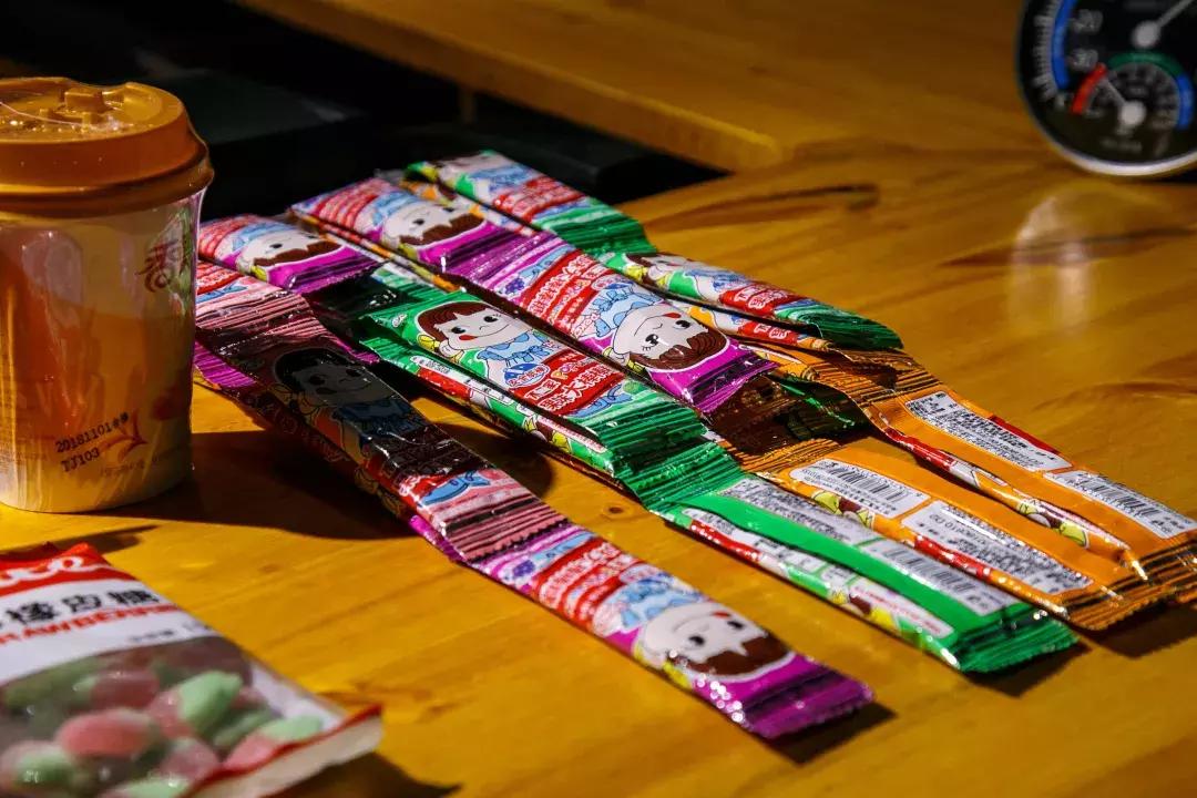 蹦床乐园闯关攀岩,蹦床馆嗨玩