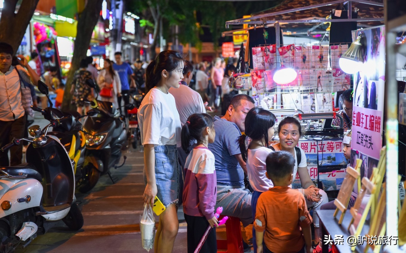 湖北小伙5年跑几十场马拉松，还“跑”出了家三亚Top3海鲜餐厅