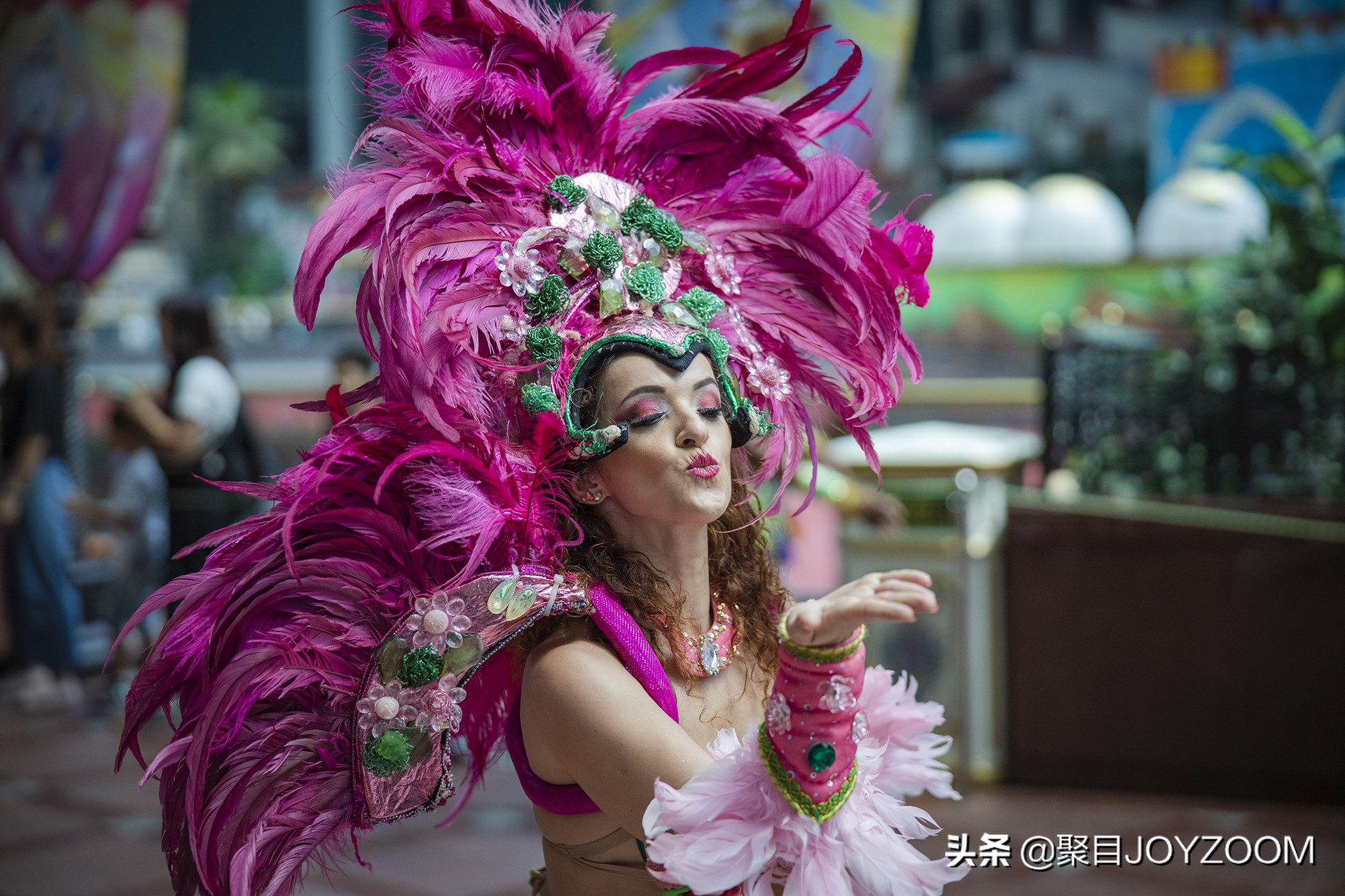 佳能rf28-70f2.8深度评测,佳能rf28-70f2.0什么时候发布的