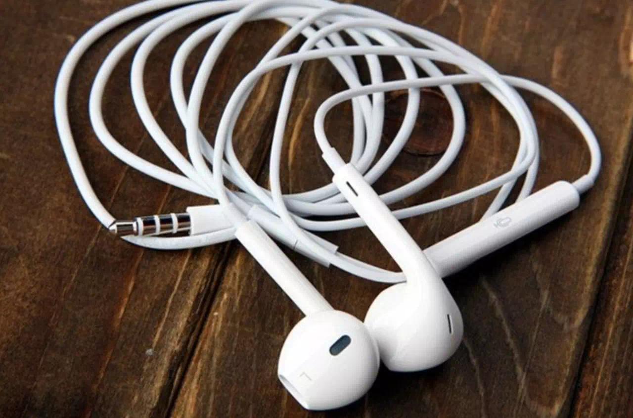 iphone耳机有什么功能,苹果手机自带耳机舒适吗