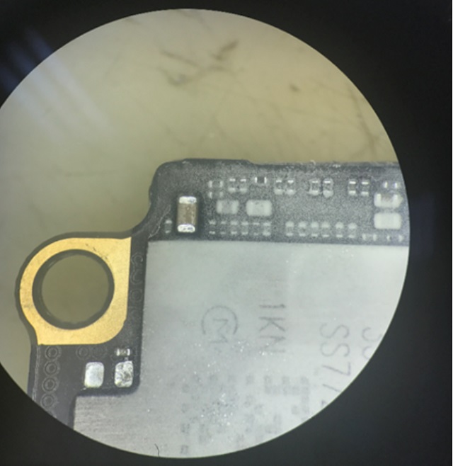 iPhone8Plus大电流开不了机，告诉你就是这里的问题