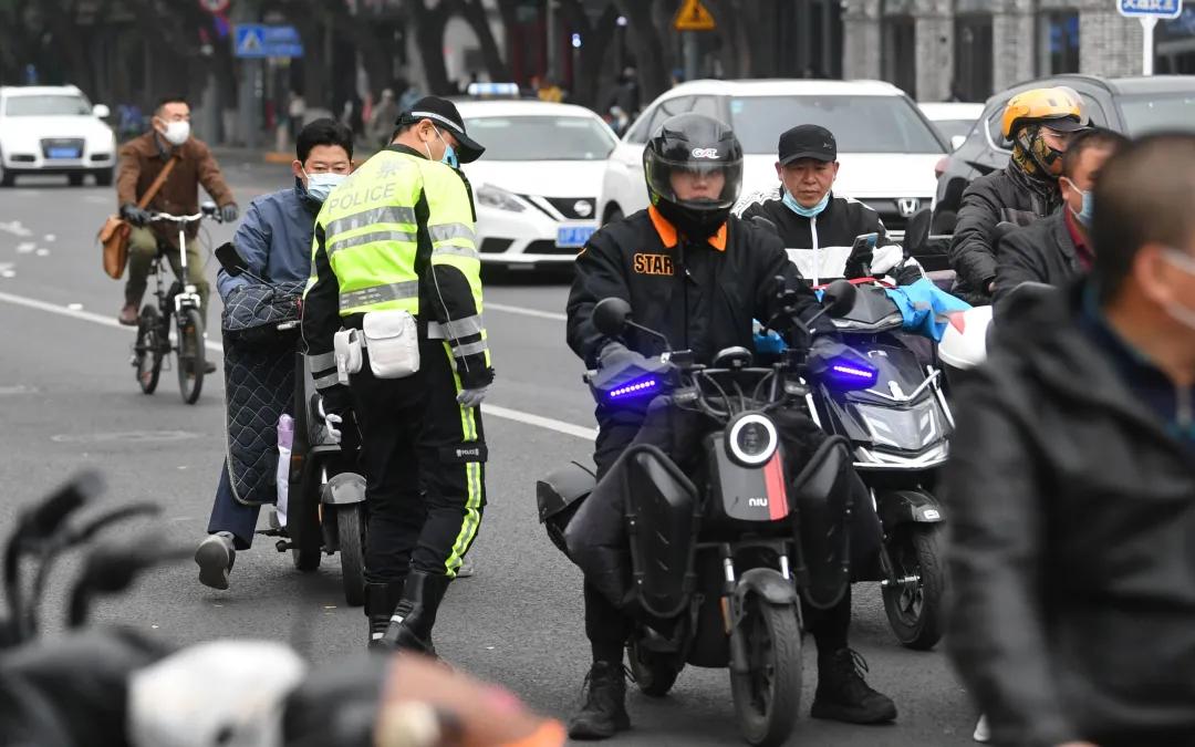 北京严查超标外卖电动车视频,苏州什么时候严查超标电动车