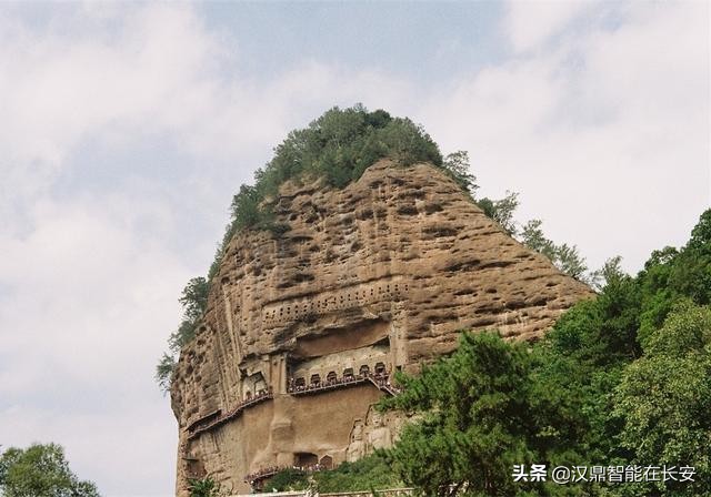 全国最有钱的一座山是哪,中国最有钱的山排名前十