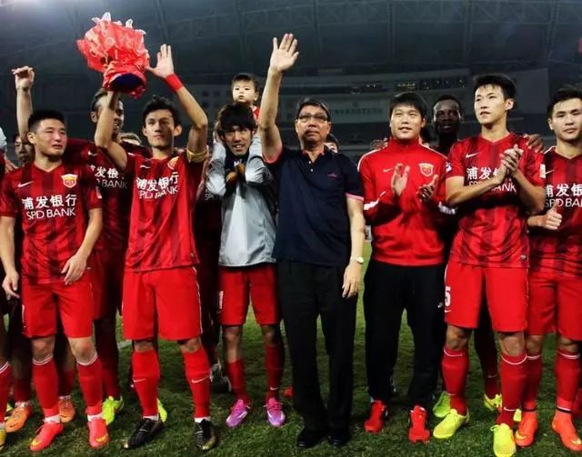 十一年万人体育场，武磊和徐根宝走了，留下的将是什么？