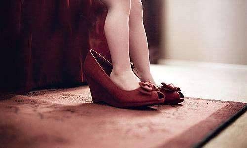 怎样教孩子从模仿到自主说话,怎样才能让孩子有模仿能力