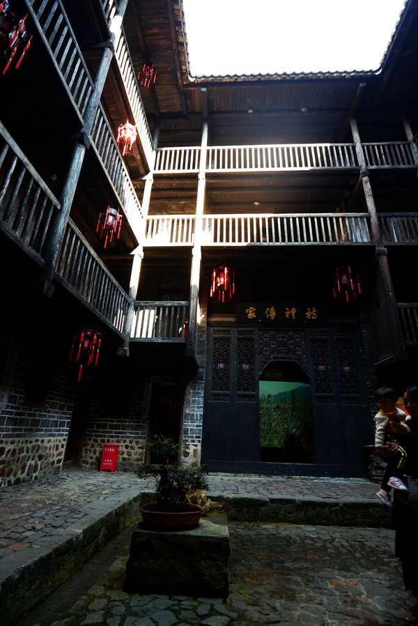 全南石为土围屋介绍,客家土围楼图片