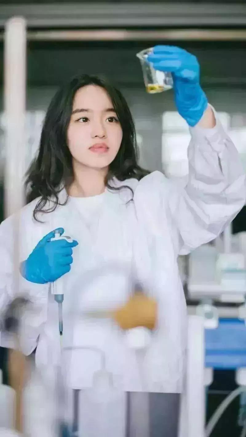 一头扎进春天里云南,美如仙境的西南民大