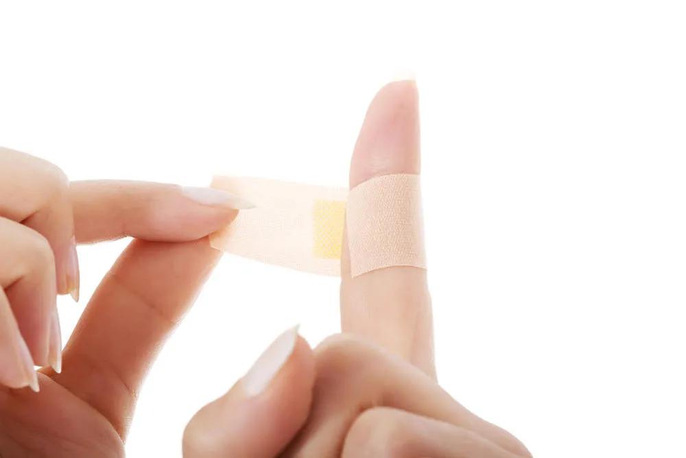 扭伤上来就贴膏药,习惯性扭伤贴膏药