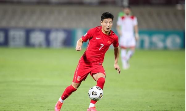 足球只是资本的玩物,专家说足球是资本