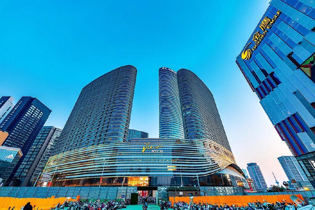 徐州第一高楼里排队不止哥老官！前5家店你可能都没吃过...