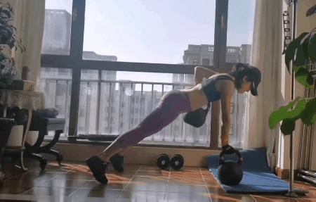 在家运动锻炼身体增强免疫力,疫情居家锻炼小动作