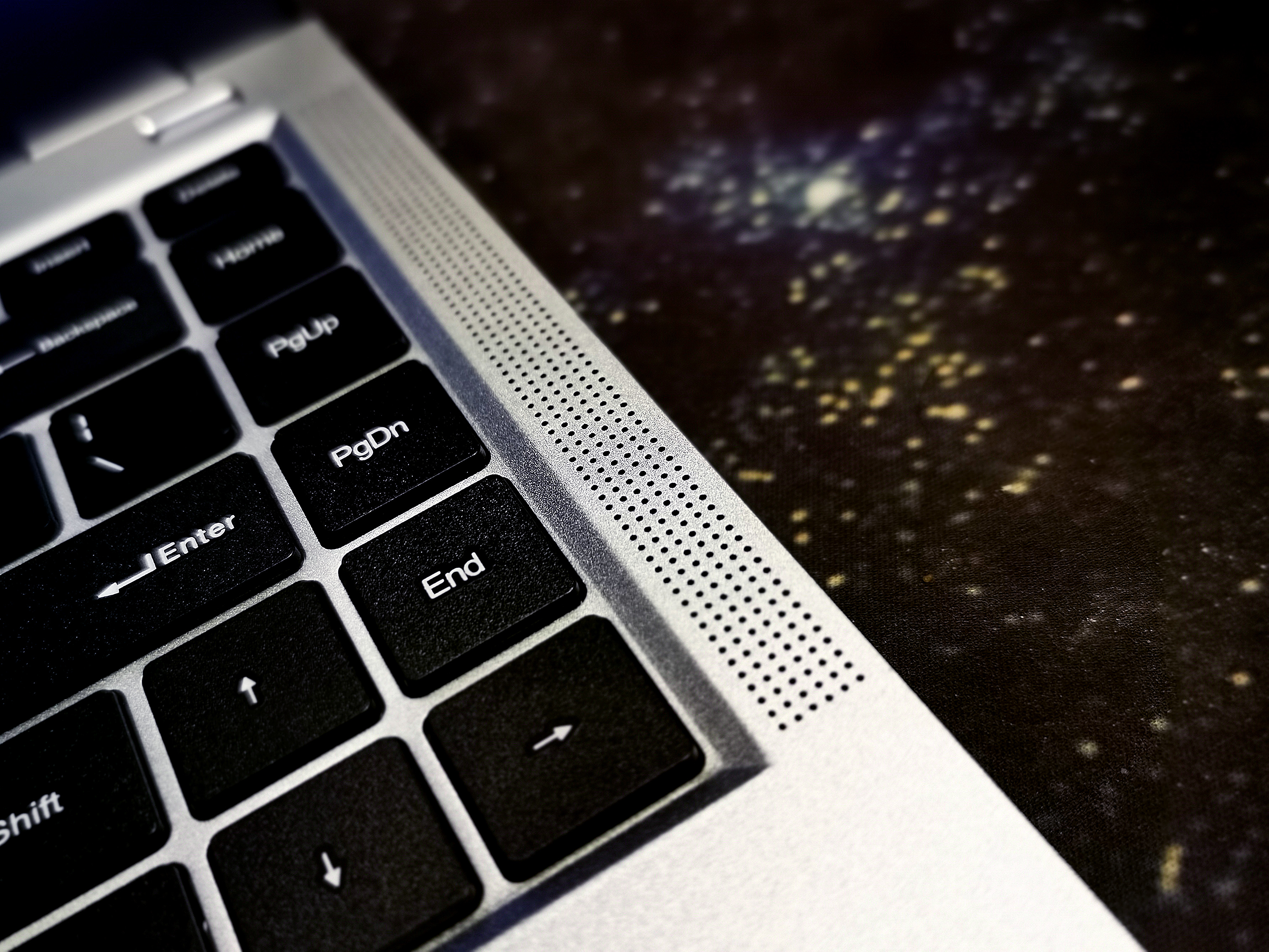 酷比魔方i7book能打什么游戏,酷比魔方i7二合一本测评