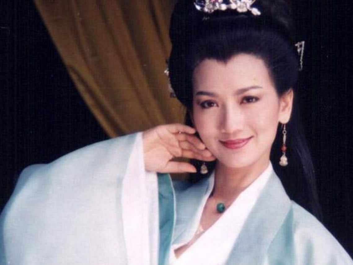 赵雅芝：67岁活成27岁，2段婚姻3个儿子，堪称人生大赢家