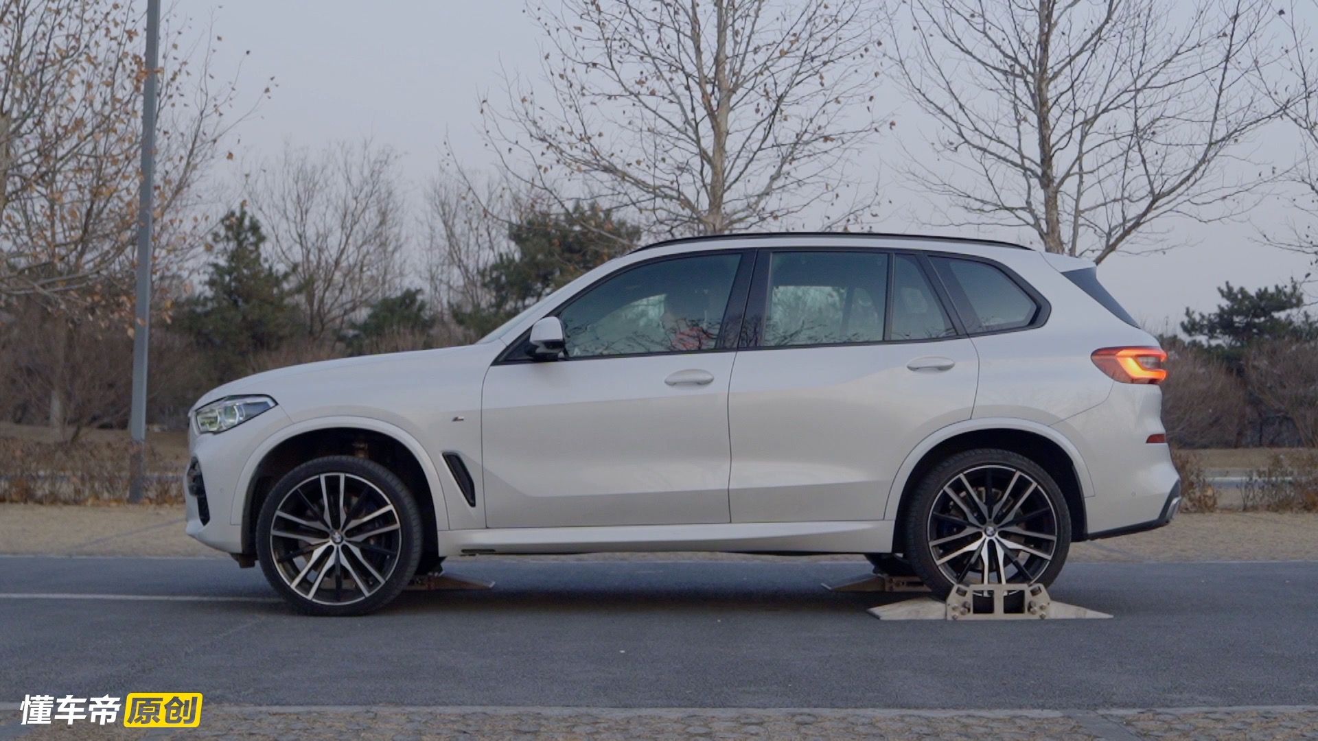 宝马x5国产对市场的冲击力,宝马x52.0t销量怎么样