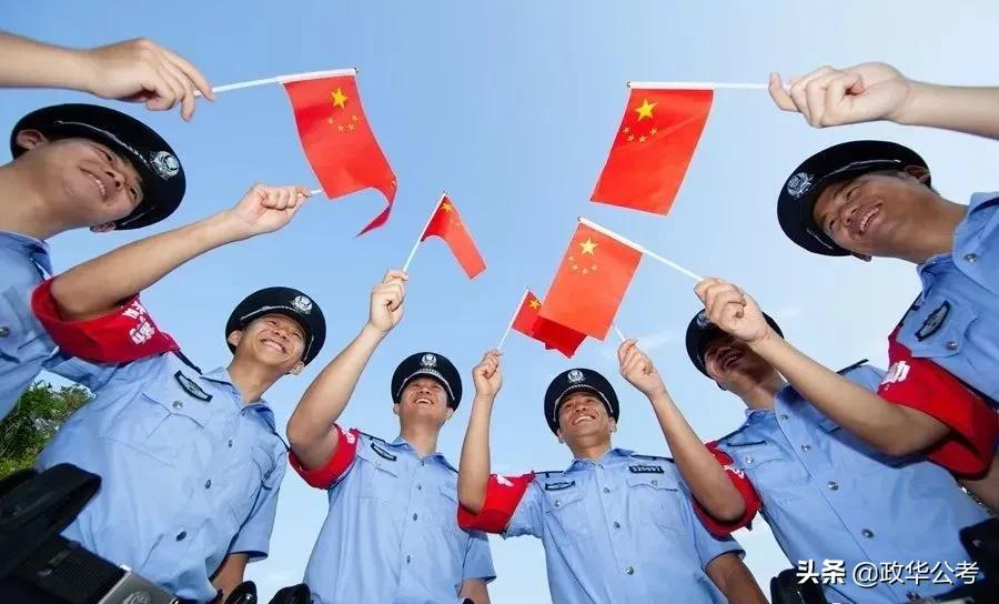 怎么区分警官警员,怎么区分警察特警武警军队