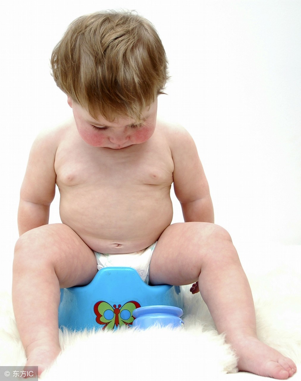 宝宝生病宝妈注意事项,宝宝受凉感冒妈妈应该注意事项