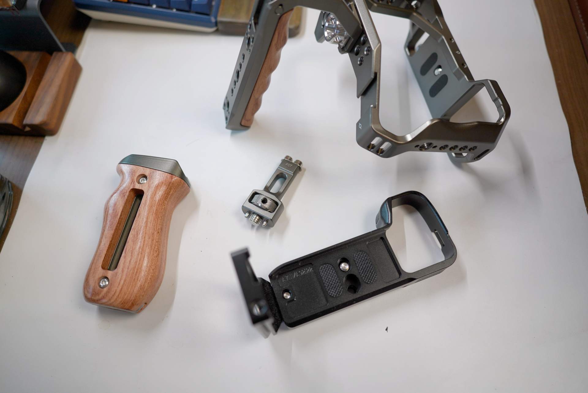 新手小白必备的相机配件,新手推荐买的相机配件